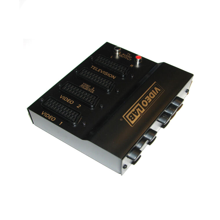 Commtel T113YA 3 way Scart Splitter with 2x Phono Out