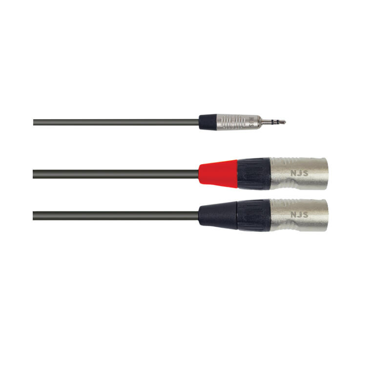 NJS773 3.5 Stereo Jack plug to XLR plug closeup