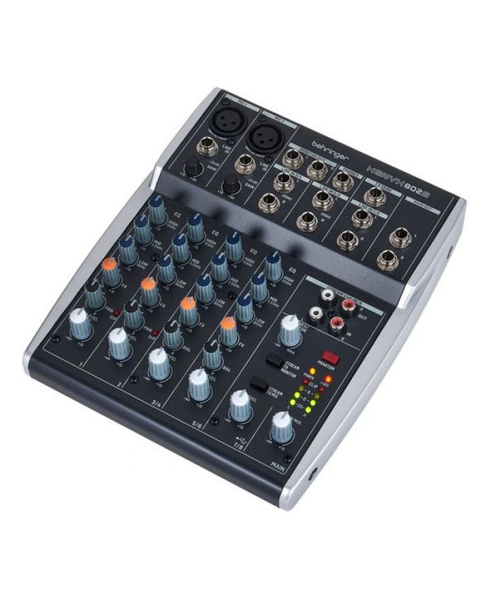 Behringer XENYX 802S